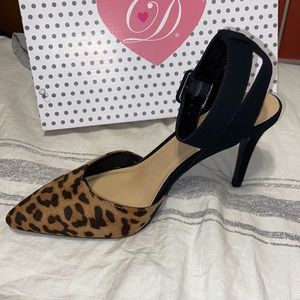 Women’s size 7 Cheetah Heels